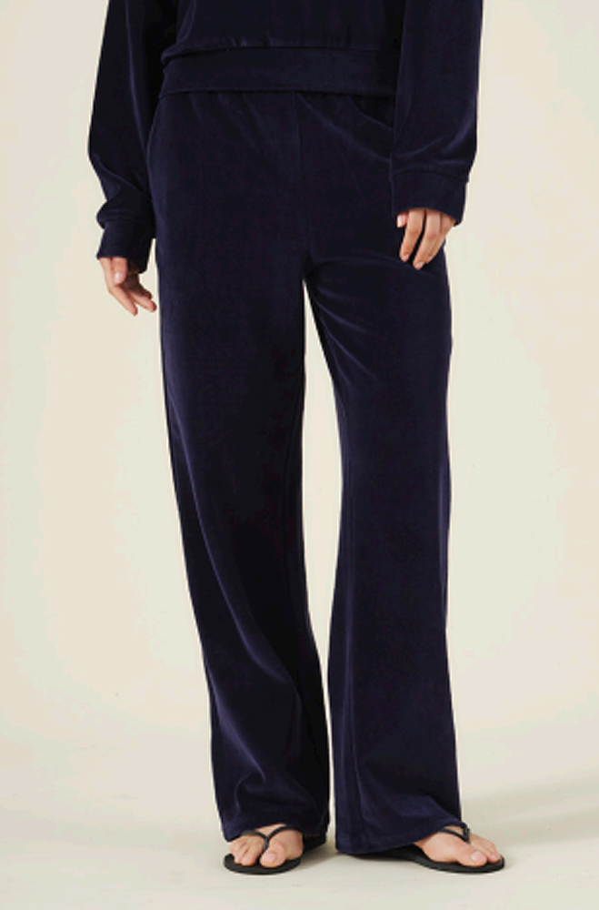 New Arrival Velvet Daisy Lux Velour Pant